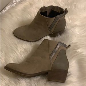 Madden girl booties size 6